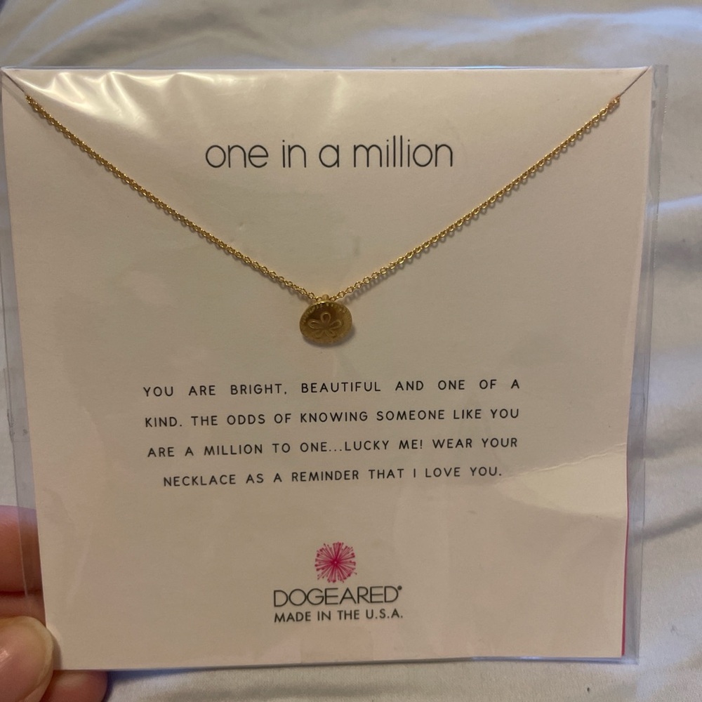 Dogeared Gold Sand Dollar Necklace - One in a Million